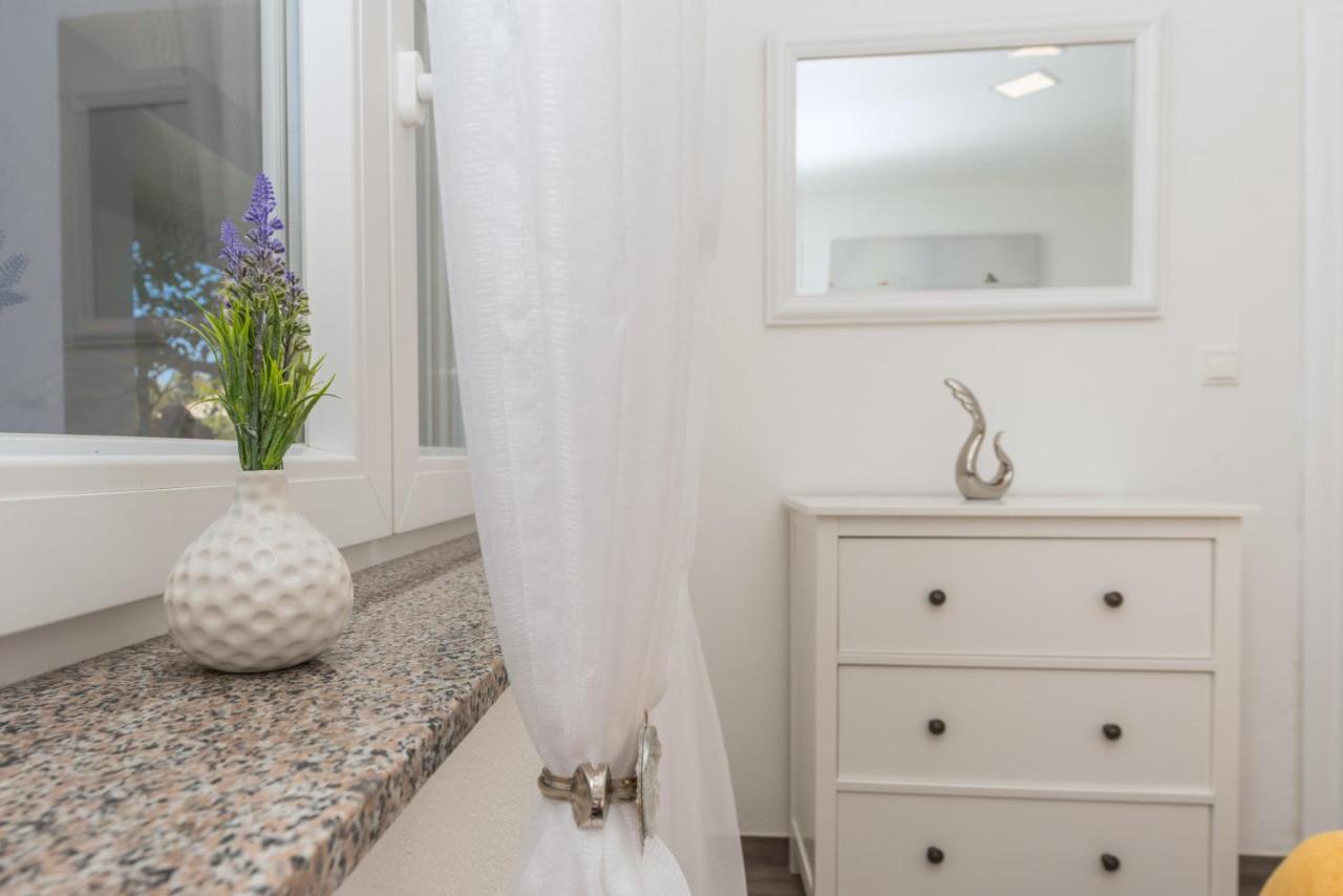 Makarska Dalija Apartment ภายนอก รูปภาพ
