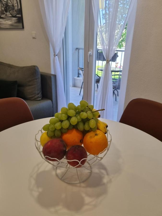 Makarska Dalija Apartment ภายนอก รูปภาพ